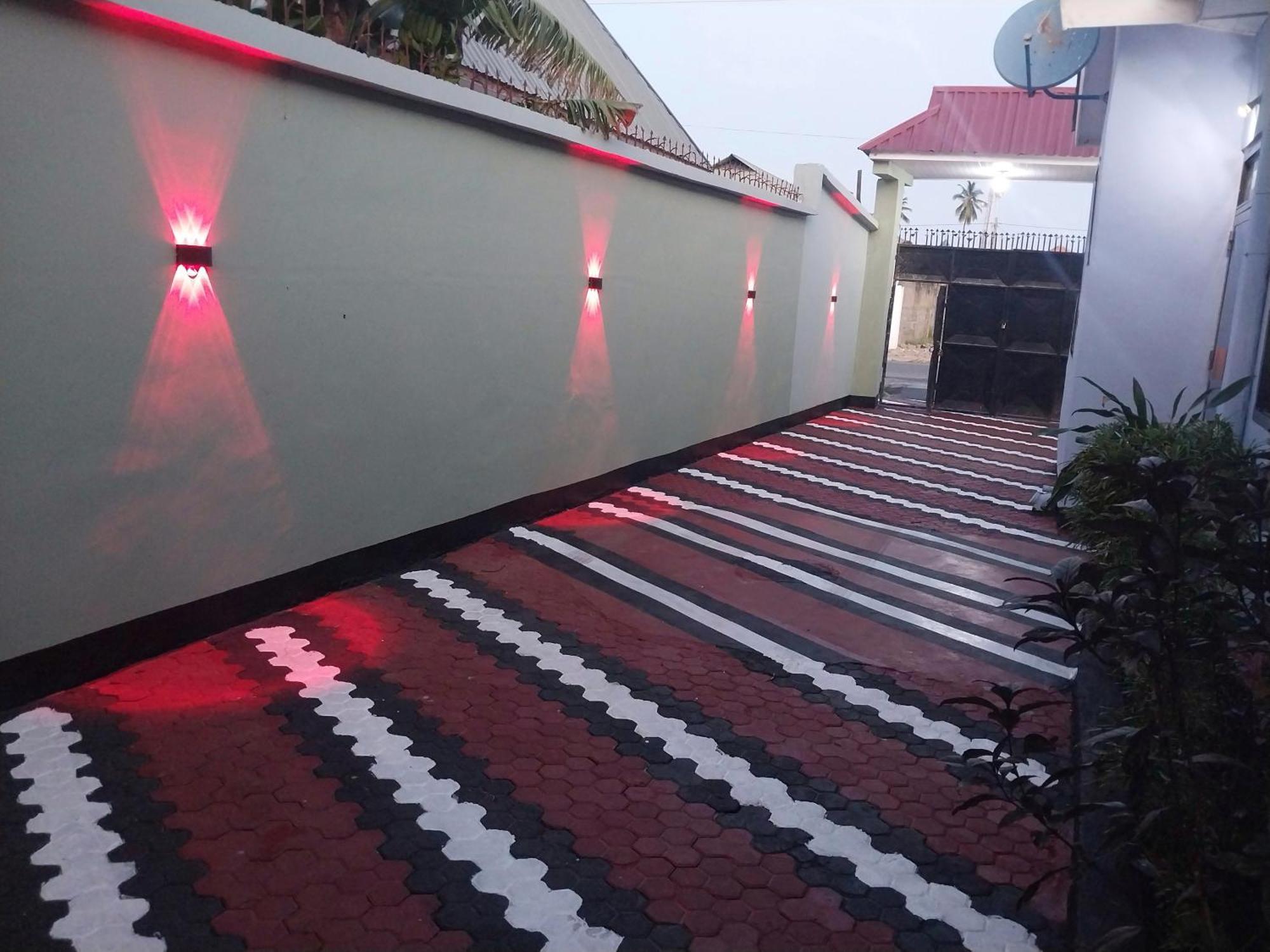 California Lodge Bagamoyo Exterior photo